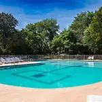 L Eden A St Tropez Centre Et Piscine