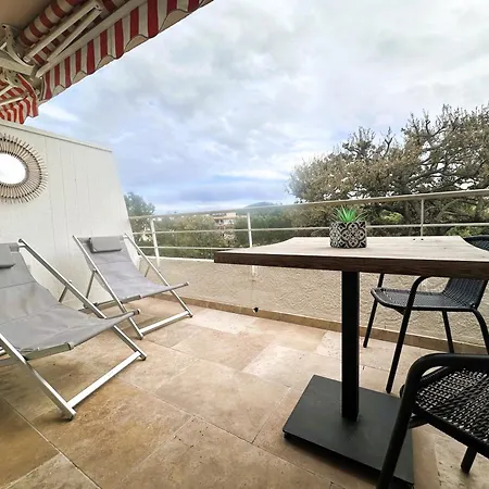 L Eden A St Tropez Centre Et Piscine Apartment *