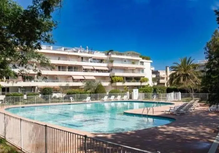 L Eden A St Tropez Centre Et Piscine